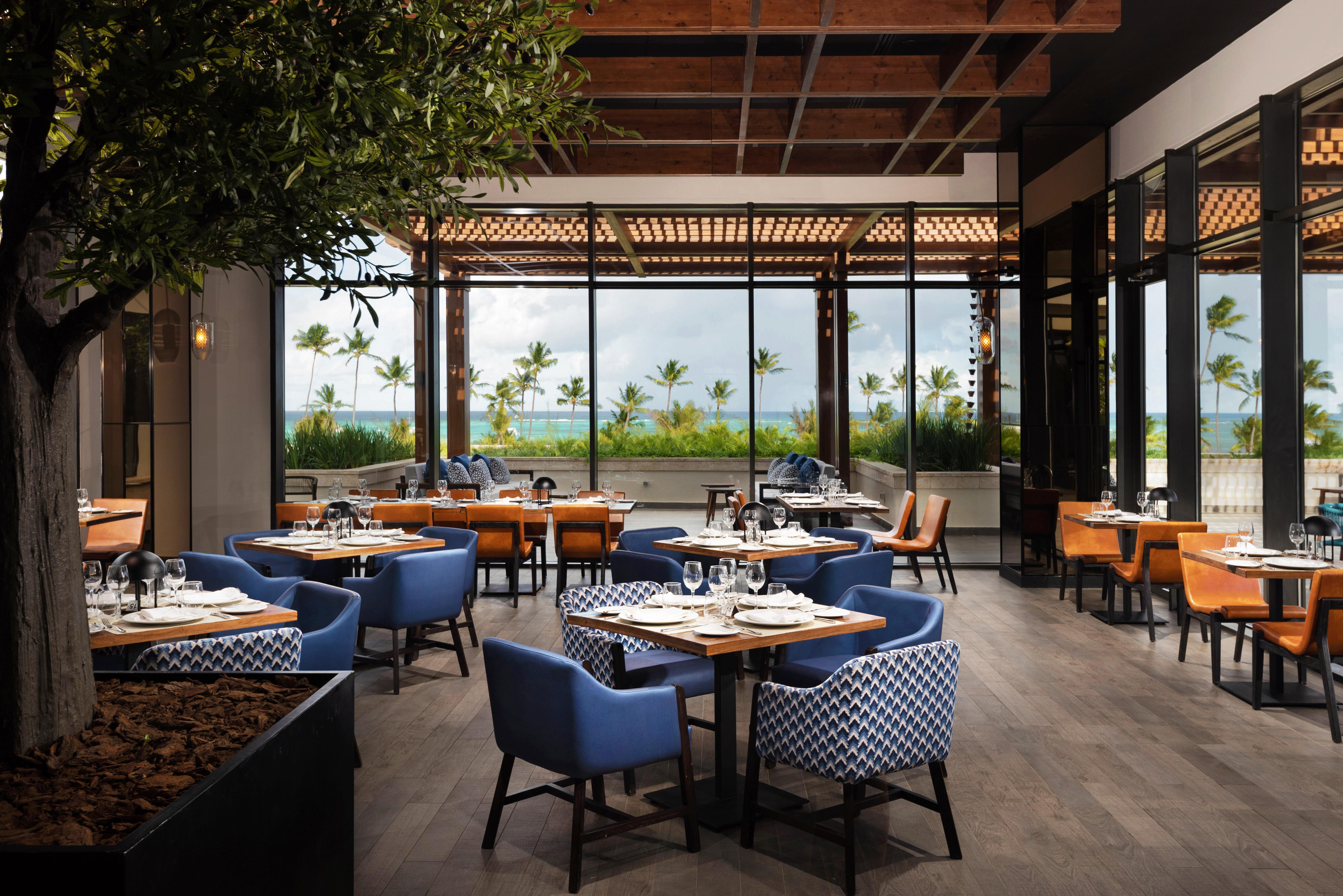 Resort Adults Only Club At Lopesan Costa Bávaro 5*