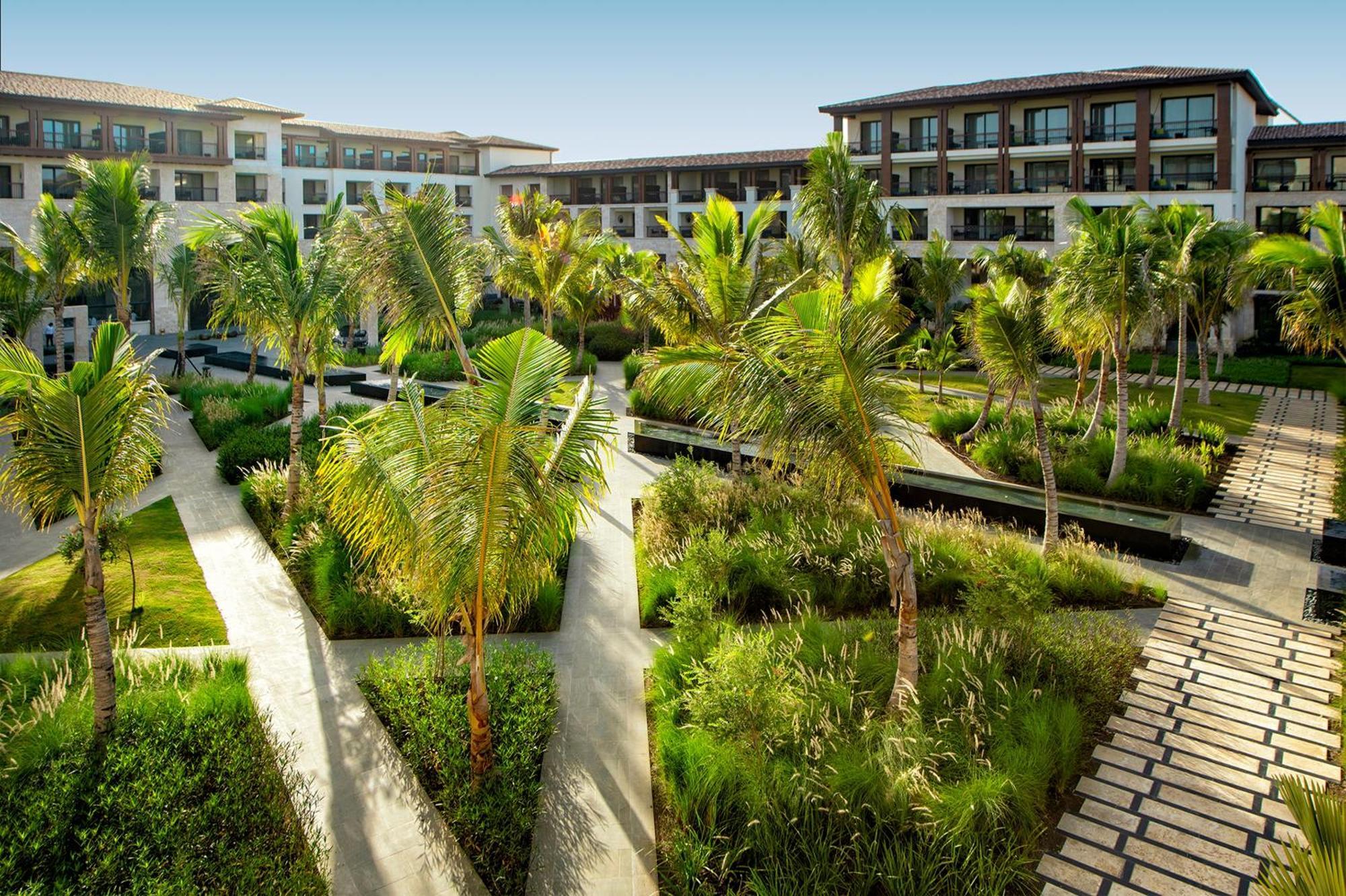 Adults Only Club At Lopesan Costa Bávaro Resort 5*